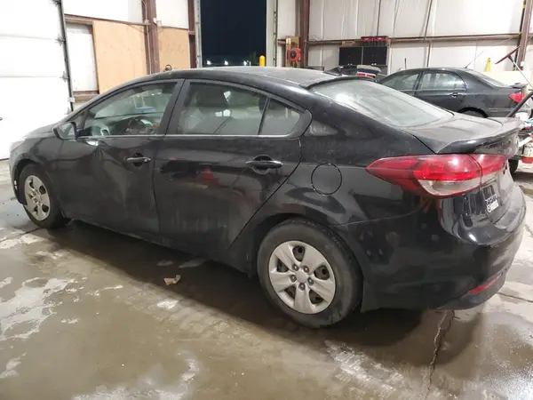 3KPFK4A74JE202839 2018 KIA FORTE - Image 2