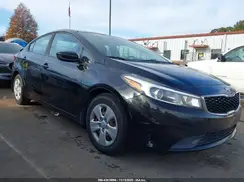 3KPFK4A74JE240572 2018 KIA FORTE