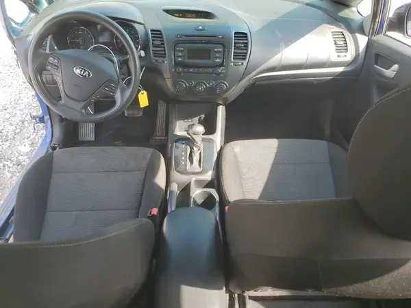 3KPFK4A74JE254780 2018 KIA FORTE - Image 8