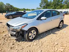 3KPFK4A74JE262586 2018 KIA FORTE