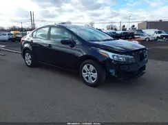 3KPFK4A74JE271627 2018 KIA FORTE