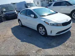 3KPFK4A74JE275824 2018 KIA FORTE