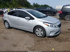3KPFK4A74JE276388 2018 KIA FORTE