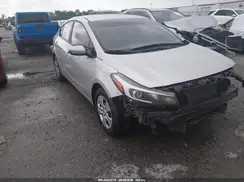 3KPFK4A74JE277394 2018 KIA FORTE