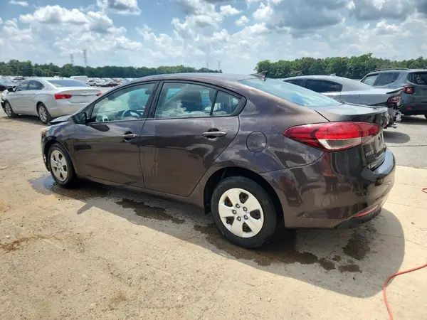 3KPFK4A75HE011120 2017 KIA FORTE - Image 2