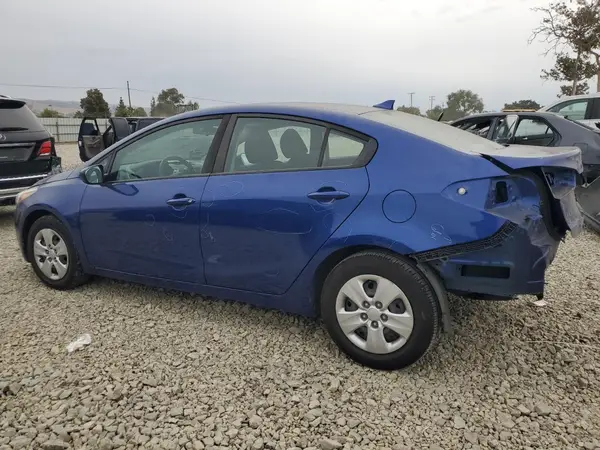 3KPFK4A75HE022392 2017 KIA FORTE - Image 2