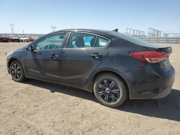 3KPFK4A75HE023249 2017 KIA FORTE - Image 2