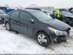 3KPFK4A75HE027477 2017 KIA FORTE