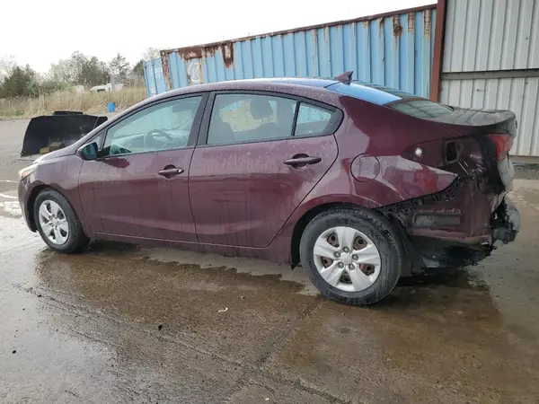 3KPFK4A75HE027768 2017 KIA FORTE - Image 2