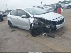 3KPFK4A75HE029360 2017 KIA FORTE