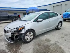 3KPFK4A75HE032100 2017 KIA FORTE