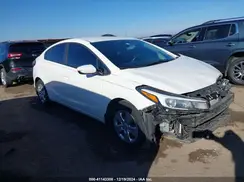 3KPFK4A75HE034266 2017 KIA FORTE