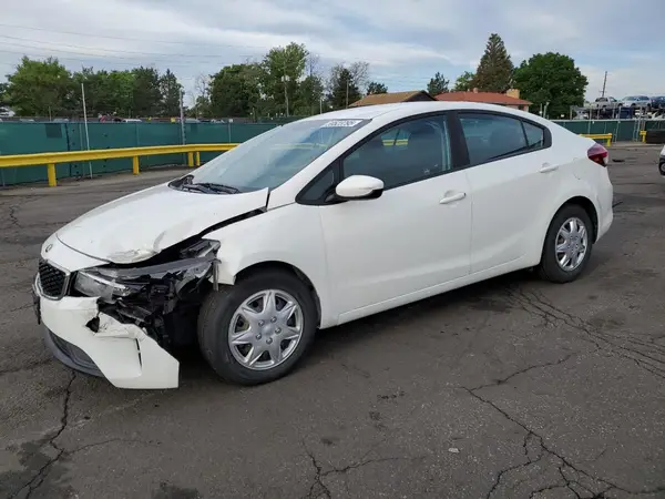 3KPFK4A75HE038060 2017 KIA FORTE - Image 1
