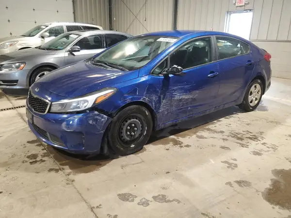 3KPFK4A75HE042321 2017 KIA FORTE - Image 1