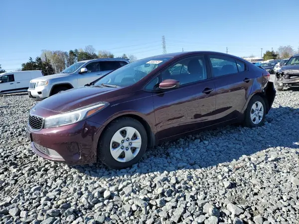 3KPFK4A75HE043436 2017 KIA FORTE - Image 1