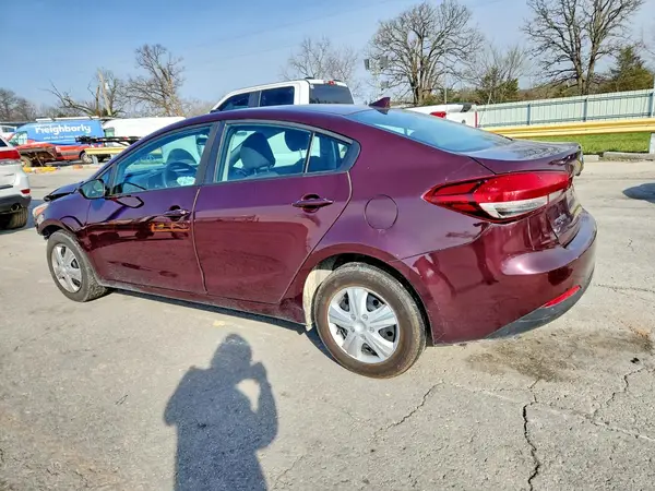 3KPFK4A75HE044859 2017 KIA FORTE - Image 2