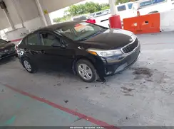 3KPFK4A75HE048569 2017 KIA FORTE
