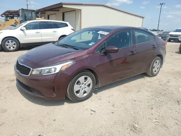 3KPFK4A75HE051701 2017 KIA FORTE - Image 1