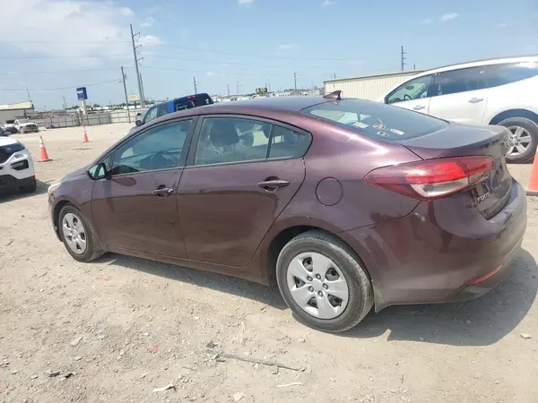 3KPFK4A75HE051701 2017 KIA FORTE - Image 2
