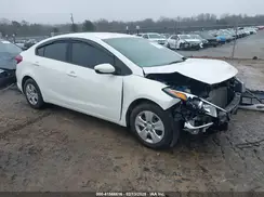 3KPFK4A75HE061578 2017 KIA FORTE
