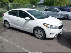 3KPFK4A75HE062097 2017 KIA FORTE
