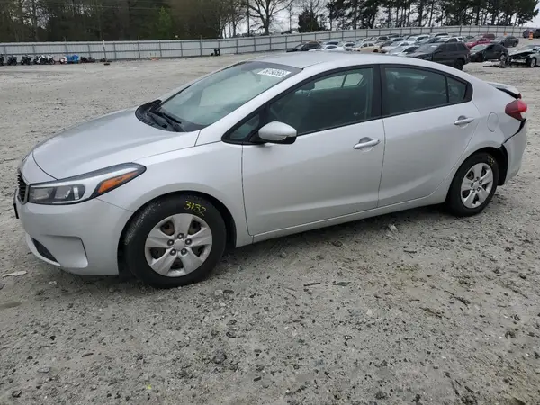 3KPFK4A75HE069339 2017 KIA FORTE - Image 1