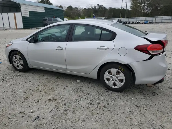 3KPFK4A75HE069339 2017 KIA FORTE - Image 2