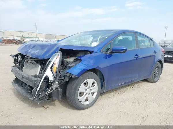 3KPFK4A75HE070412 2017 KIA FORTE - Image 2