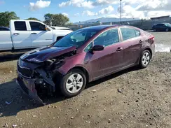 3KPFK4A75HE075335 2017 KIA FORTE