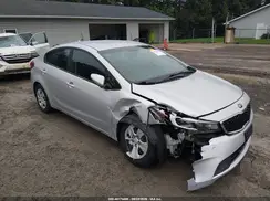 3KPFK4A75HE076176 2017 KIA FORTE