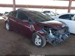 3KPFK4A75HE077585 2017 KIA FORTE