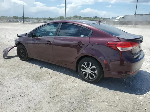3KPFK4A75HE081653 2017 KIA FORTE - Image 2