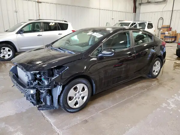 3KPFK4A75HE082091 2017 KIA FORTE - Image 1