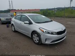 3KPFK4A75HE083371 2017 KIA FORTE
