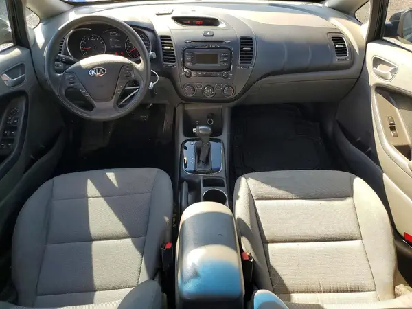 3KPFK4A75HE091342 2017 KIA FORTE - Image 8