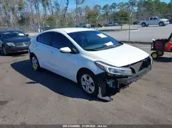 3KPFK4A75HE092006 2017 KIA FORTE