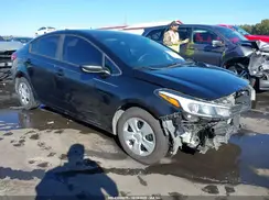 3KPFK4A75HE093608 2017 KIA FORTE