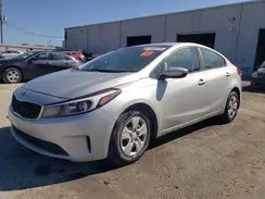 3KPFK4A75HE095469 2017 KIA FORTE