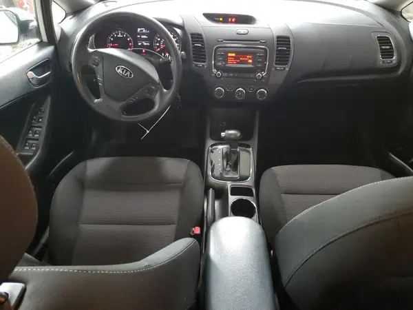3KPFK4A75HE097013 2017 KIA FORTE - Image 8