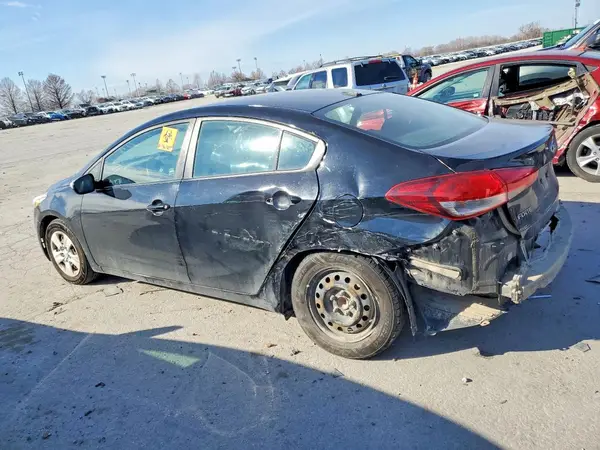 3KPFK4A75HE101836 2017 KIA FORTE - Image 2