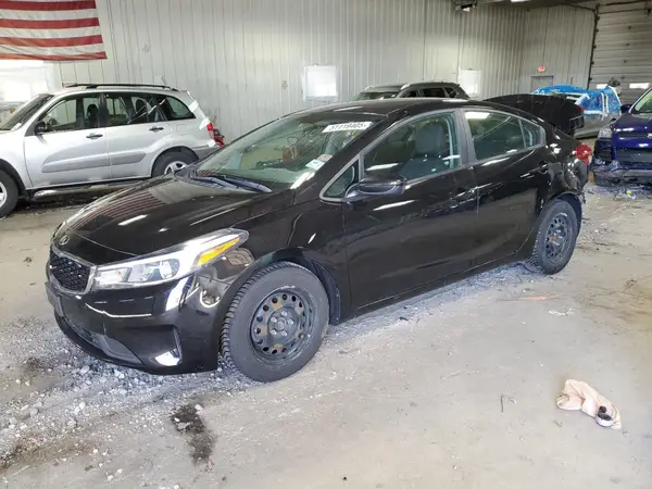 3KPFK4A75HE105188 2017 KIA FORTE - Image 1