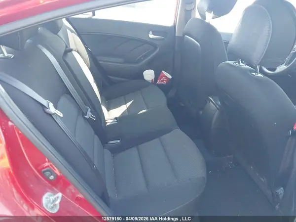 3KPFK4A75HE105269 2017 KIA FORTE - Image 8