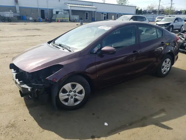3KPFK4A75HE111265 2017 KIA FORTE - Image 1