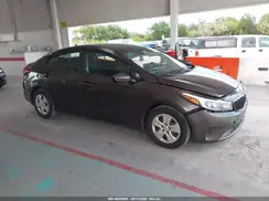 3KPFK4A75HE115493 2017 KIA FORTE