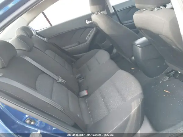 3KPFK4A75HE120614 2017 KIA FORTE - Image 8