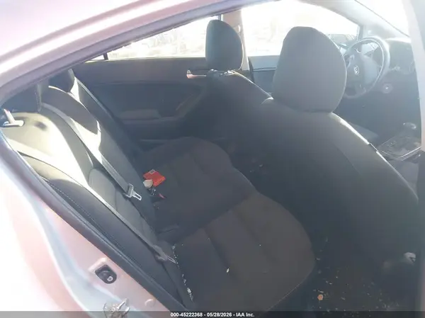3KPFK4A75HE125845 2017 KIA FORTE - Image 8