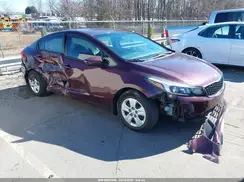 3KPFK4A75HE135372 2017 KIA FORTE