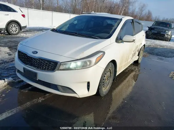 3KPFK4A75HE135534 2017 KIA FORTE - Image 2