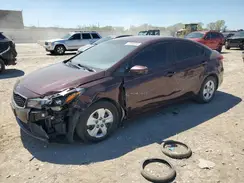 3KPFK4A75HE137008 2017 KIA FORTE