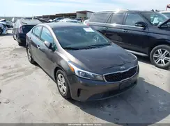3KPFK4A75HE141978 2017 KIA FORTE